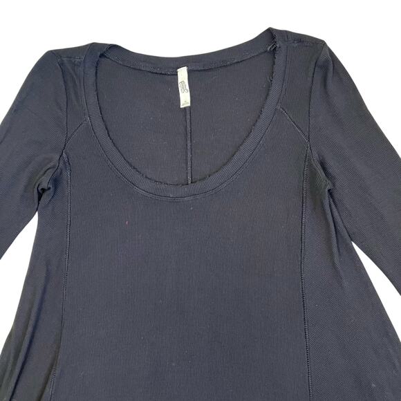 Free People XS Flowy January Long Sleeve Top Ribbed Raw Hem Black Casual Soft - Picture 10 of 15